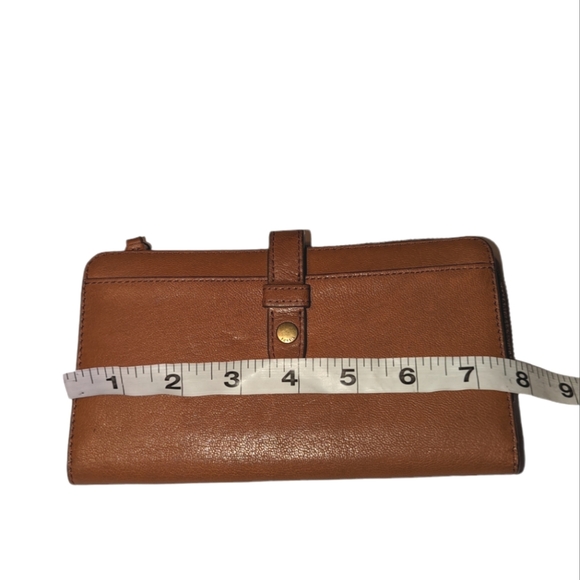 Fossil Leather Tan Wallet - Picture 9 of 9